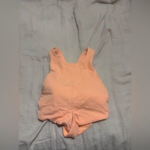 Athleta strap back cropped top